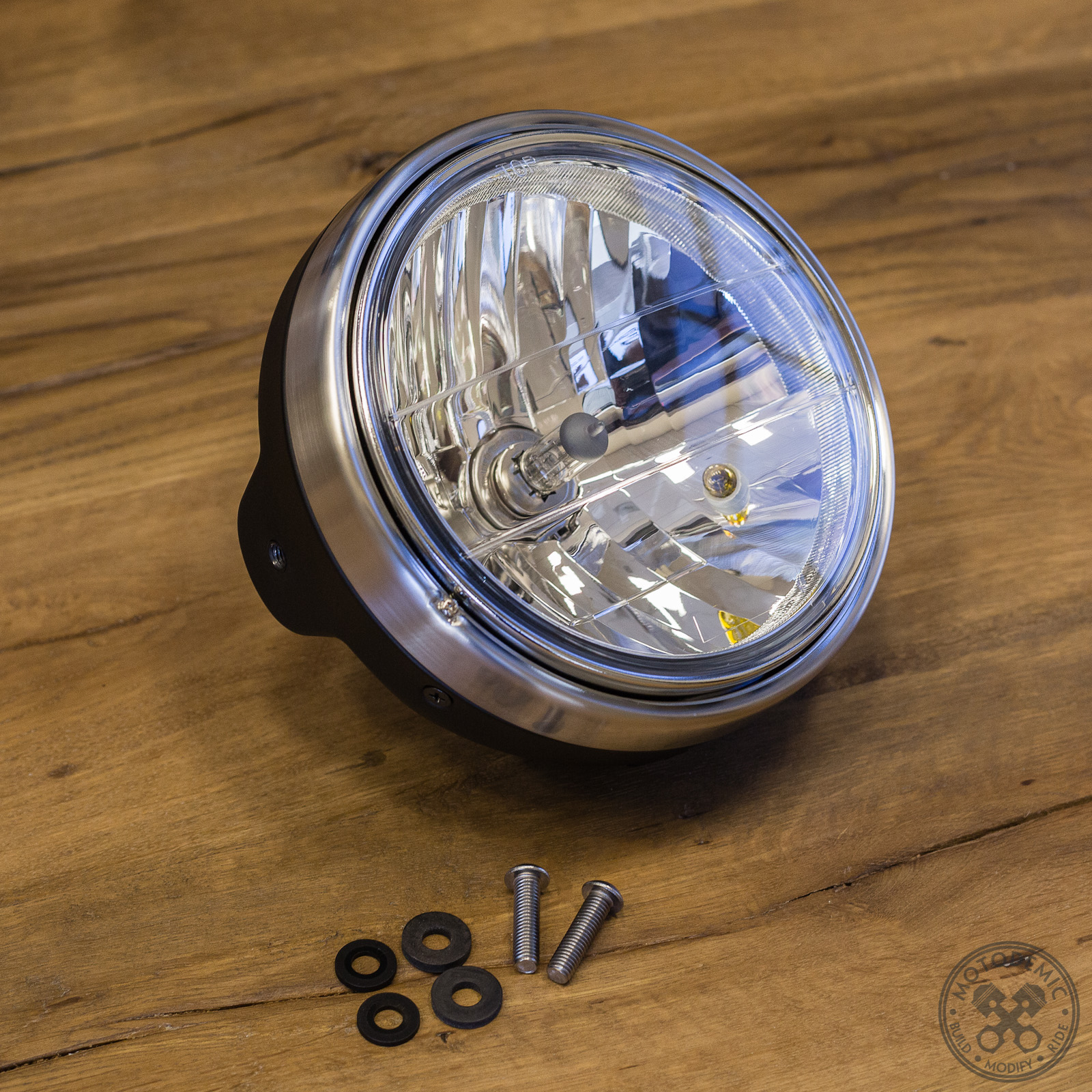 Motodemic 7 Inch Round Headlight