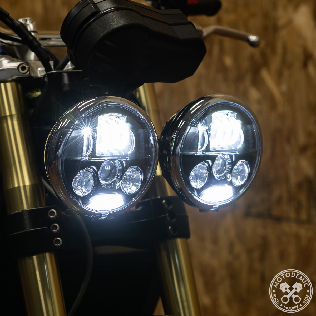 Dual Round Headlight LED for Triumph MOTODEMIC