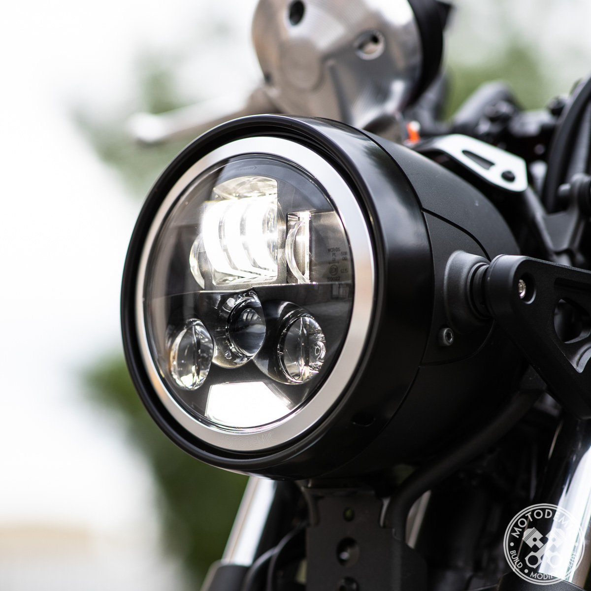 XSR700 LED Headlight Upgrade • MOTODEMIC